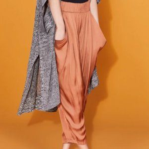 NWT Halston Heritage Flowy Ruched Crop Satin Pants With Tags On Size XL